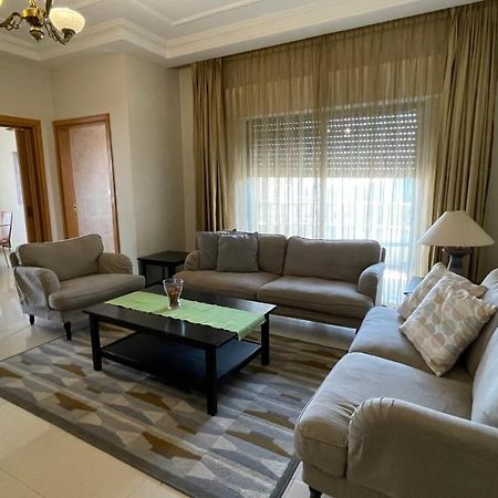 Abdoun Apartment عمان المظهر الخارجي الصورة