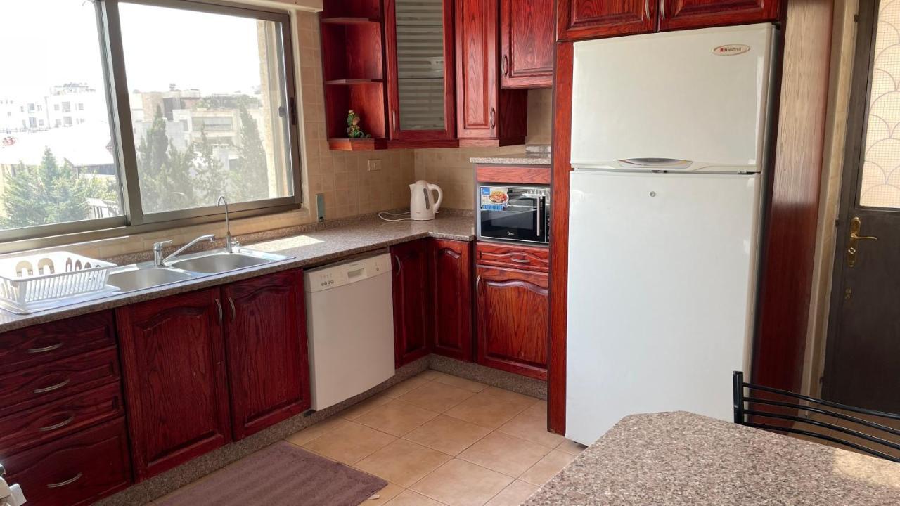 Abdoun Apartment عمان المظهر الخارجي الصورة