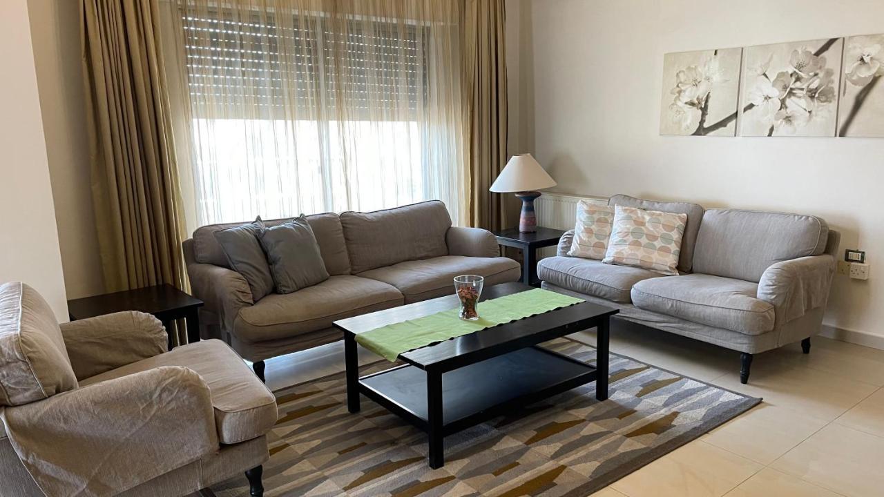 Abdoun Apartment عمان المظهر الخارجي الصورة